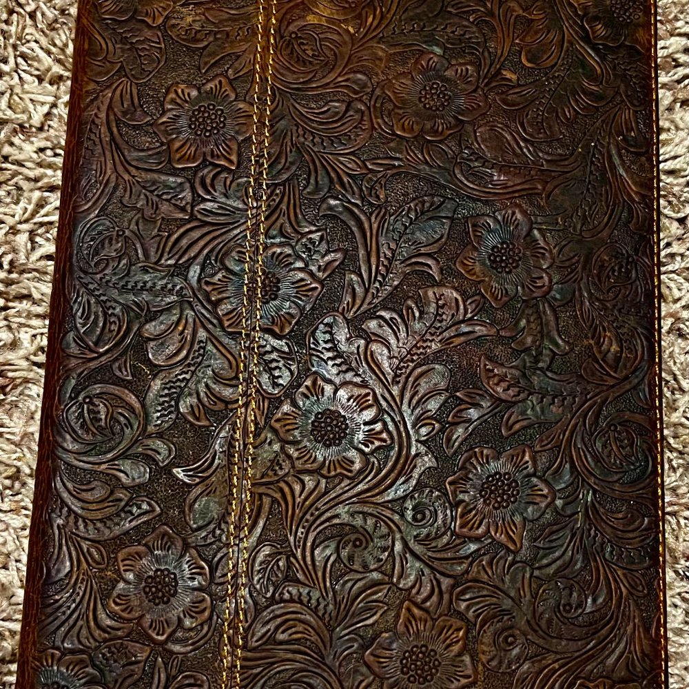 Leather iPad Case - has Pencil Holder and beautiful leatherwork